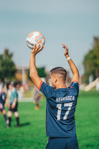 الدوري الإنجليزي اليوم مبارياتأهم المواجهات وتوقعات الأداء